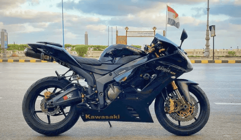 
								2006 Kawasaki Ninja ZX-6R (636) full									