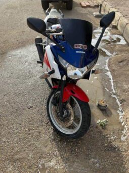 
										2011 Honda CBR250R full									