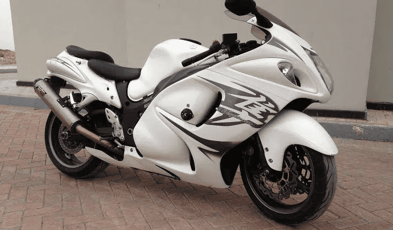 
								2011 Suzuki Hayabusa (GSX1300R) full									