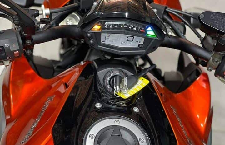 
								2014 Kawasaki Z1000 ABS full									