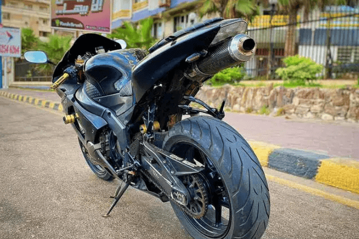 
								2006 Kawasaki Ninja ZX-6R (636) full									